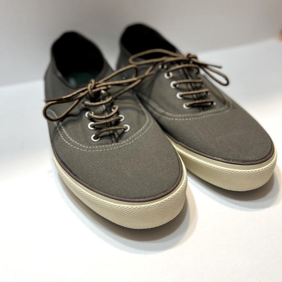 American eagle canvas shoes for men , size 10D - Picture 2 of 6